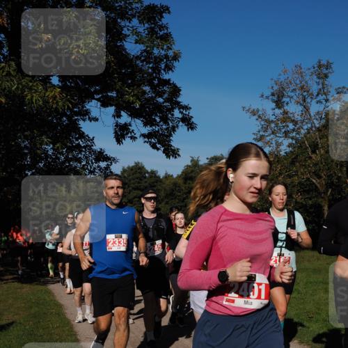 28.09.2025 - 33. Volkslauf durch das schöne Alstertal Fabian Wolf http://msf.ph/oto/8979270 28.09.2025 10:26:14 Laufen 2335, 2245, 2401 meine-sportfotos.de