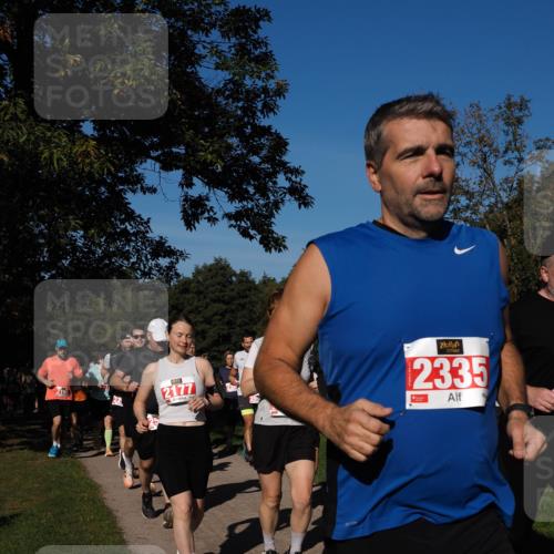 28.09.2025 - 33. Volkslauf durch das schöne Alstertal Fabian Wolf http://msf.ph/oto/8979280 28.09.2025 10:26:16 Laufen 2177, 2335 meine-sportfotos.de