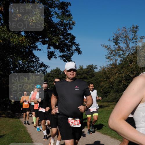 28.09.2025 - 33. Volkslauf durch das schöne Alstertal Fabian Wolf http://msf.ph/oto/8979296 28.09.2025 10:26:17 Laufen 2395, 2544, 2998 meine-sportfotos.de