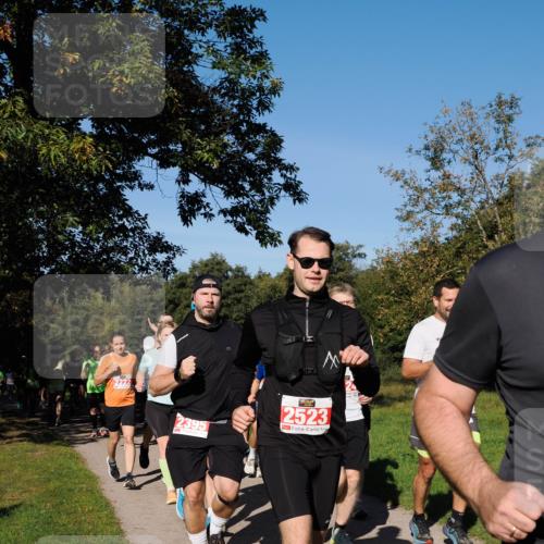 28.09.2025 - 33. Volkslauf durch das schöne Alstertal Fabian Wolf http://msf.ph/oto/8979303 28.09.2025 10:26:18 Laufen 2395, 2523 meine-sportfotos.de