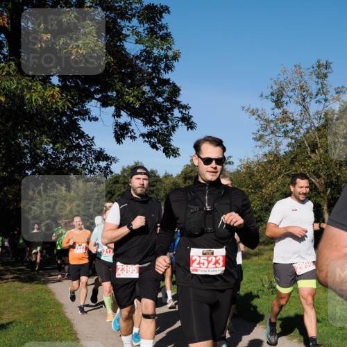 28.09.2025 - 33. Volkslauf durch das schöne Alstertal Fabian Wolf http://msf.ph/oto/8979304 28.09.2025 10:26:18 Laufen 1217, 2395, 2523, 2990 meine-sportfotos.de