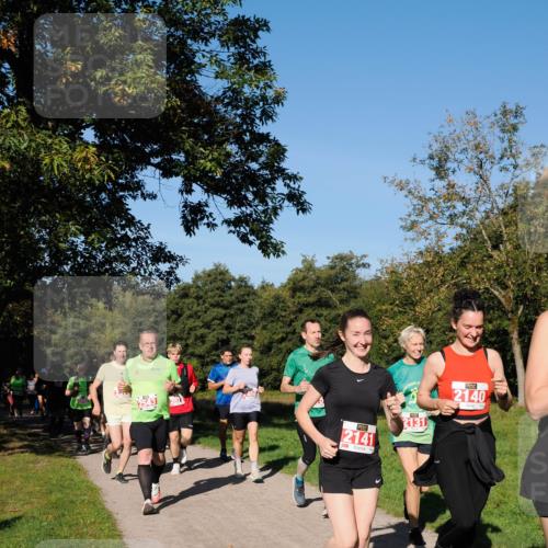 28.09.2025 - 33. Volkslauf durch das schöne Alstertal Fabian Wolf http://msf.ph/oto/8979310 28.09.2025 10:26:22 Laufen 2543, 2073, 456, 2141, 2131, 2140 meine-sportfotos.de