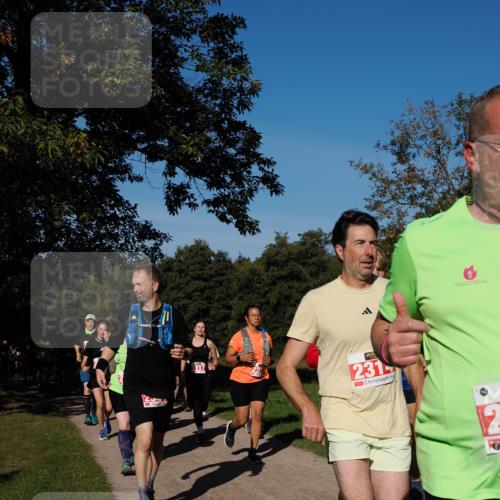 28.09.2025 - 33. Volkslauf durch das schöne Alstertal Fabian Wolf http://msf.ph/oto/8979318 28.09.2025 10:26:25 Laufen 40, 231, 2 meine-sportfotos.de