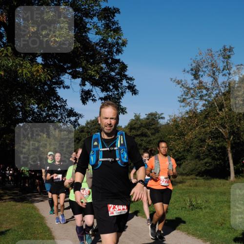 28.09.2025 - 33. Volkslauf durch das schöne Alstertal Fabian Wolf http://msf.ph/oto/8979326 28.09.2025 10:26:26 Laufen 30, 2492, 545, 2344 meine-sportfotos.de