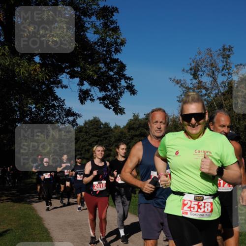 28.09.2025 - 33. Volkslauf durch das schöne Alstertal Fabian Wolf http://msf.ph/oto/8979388 28.09.2025 10:26:35 Laufen 2091, 231, 2410, 2538, 14 meine-sportfotos.de