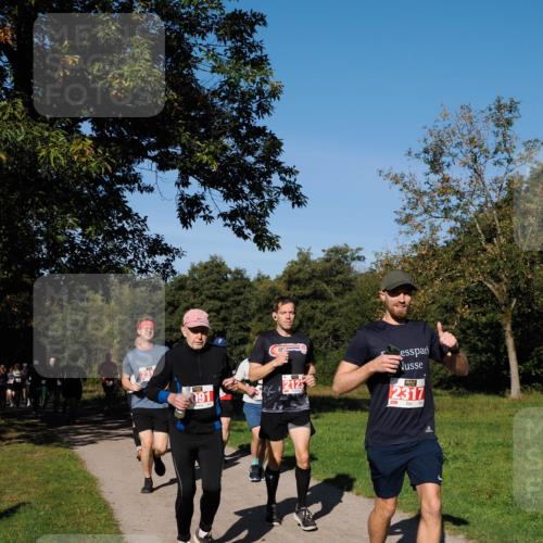28.09.2025 - 33. Volkslauf durch das schöne Alstertal Fabian Wolf http://msf.ph/oto/8979398 28.09.2025 10:26:38 Laufen 2125, 091, 2317 meine-sportfotos.de