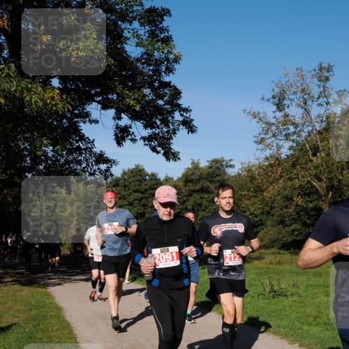 28.09.2025 - 33. Volkslauf durch das schöne Alstertal Fabian Wolf http://msf.ph/oto/8979404 28.09.2025 10:26:38 Laufen 218, 2091, 2123 meine-sportfotos.de