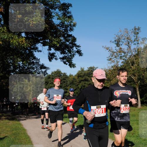 28.09.2025 - 33. Volkslauf durch das schöne Alstertal Fabian Wolf http://msf.ph/oto/8979409 28.09.2025 10:26:39 Laufen 2185, 2316, 2091, 2123 meine-sportfotos.de