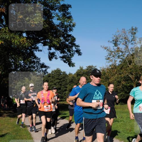 28.09.2025 - 33. Volkslauf durch das schöne Alstertal Fabian Wolf http://msf.ph/oto/8979470 28.09.2025 10:27:03 Laufen 2076, 2278, 37 meine-sportfotos.de