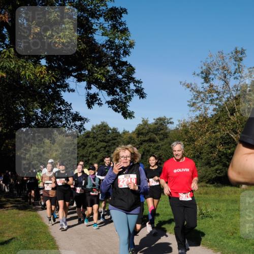 28.09.2025 - 33. Volkslauf durch das schöne Alstertal Fabian Wolf http://msf.ph/oto/8979482 28.09.2025 10:27:06 Laufen 2219, 2021 meine-sportfotos.de
