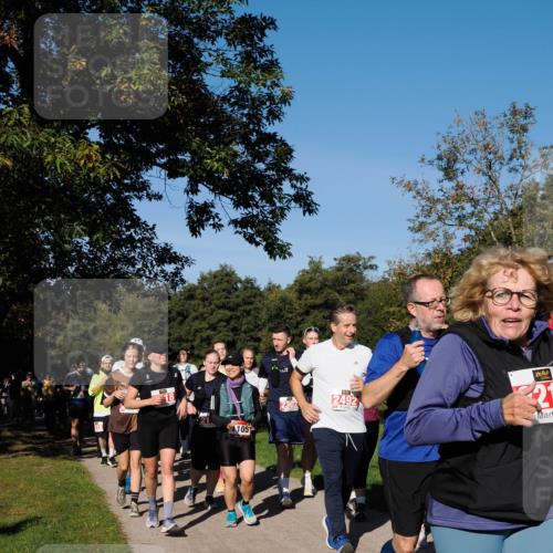 28.09.2025 - 33. Volkslauf durch das schöne Alstertal Fabian Wolf http://msf.ph/oto/8979485 28.09.2025 10:27:07 Laufen 1105, 2302, 2492, 21 meine-sportfotos.de