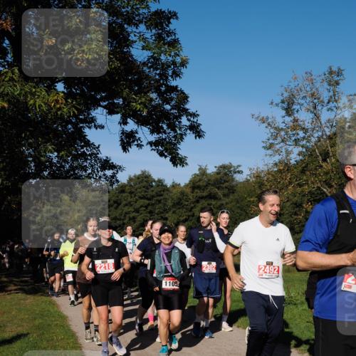 28.09.2025 - 33. Volkslauf durch das schöne Alstertal Fabian Wolf http://msf.ph/oto/8979487 28.09.2025 10:27:08 Laufen 10, 2218, 1105, 2302, 2492 meine-sportfotos.de