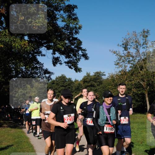 28.09.2025 - 33. Volkslauf durch das schöne Alstertal Fabian Wolf http://msf.ph/oto/8979492 28.09.2025 10:27:09 Laufen 10, 2218, 1105, 2302 meine-sportfotos.de