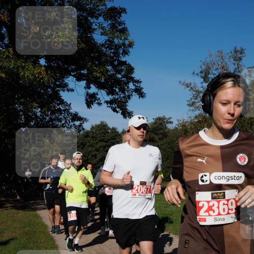 28.09.2025 - 33. Volkslauf durch das schöne Alstertal Fabian Wolf http://msf.ph/oto/8979501 28.09.2025 10:27:11 Laufen 510, 216, 2067, 2369, 1910 meine-sportfotos.de