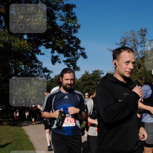 28.09.2025 - 33. Volkslauf durch das schöne Alstertal Fabian Wolf http://msf.ph/oto/8979525 28.09.2025 10:27:14 Laufen 426 meine-sportfotos.de