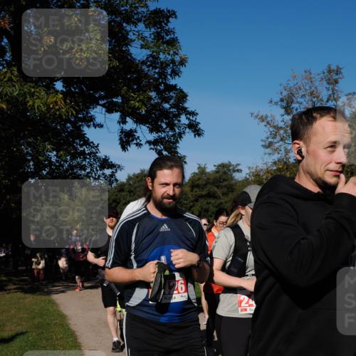 28.09.2025 - 33. Volkslauf durch das schöne Alstertal Fabian Wolf http://msf.ph/oto/8979526 28.09.2025 10:27:14 Laufen 26, 24 meine-sportfotos.de