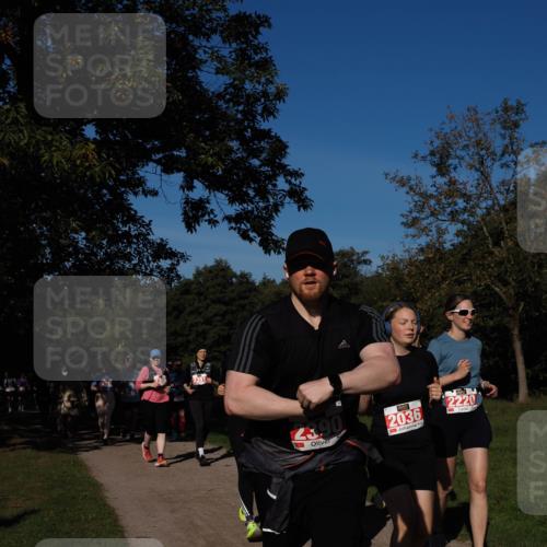 28.09.2025 - 33. Volkslauf durch das schöne Alstertal Fabian Wolf http://msf.ph/oto/8979536 28.09.2025 10:27:15 Laufen 23, 90, 2036, 2220 meine-sportfotos.de