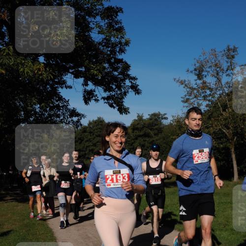 28.09.2025 - 33. Volkslauf durch das schöne Alstertal Fabian Wolf http://msf.ph/oto/8979544 28.09.2025 10:27:22 Laufen 2557, 2059, 2193, 2610, 1, 2580 meine-sportfotos.de