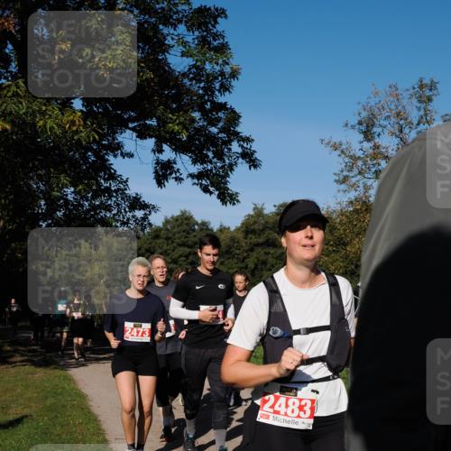 28.09.2025 - 33. Volkslauf durch das schöne Alstertal Fabian Wolf http://msf.ph/oto/8979557 28.09.2025 10:27:33 Laufen 2473, 2483 meine-sportfotos.de