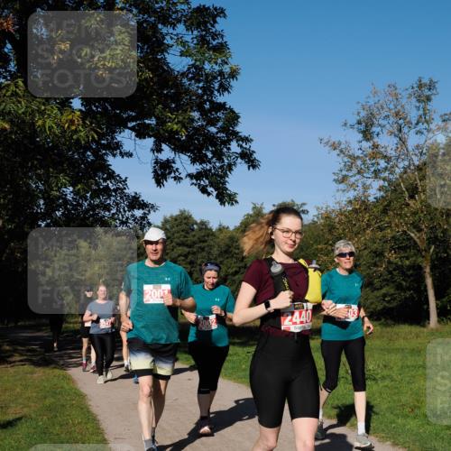28.09.2025 - 33. Volkslauf durch das schöne Alstertal Fabian Wolf http://msf.ph/oto/8979578 28.09.2025 10:27:39 Laufen 2001, 2002, 2440, 03 meine-sportfotos.de