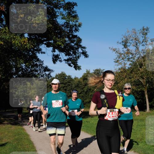 28.09.2025 - 33. Volkslauf durch das schöne Alstertal Fabian Wolf http://msf.ph/oto/8979580 28.09.2025 10:27:39 Laufen 2001, 2002, 2440, 03 meine-sportfotos.de