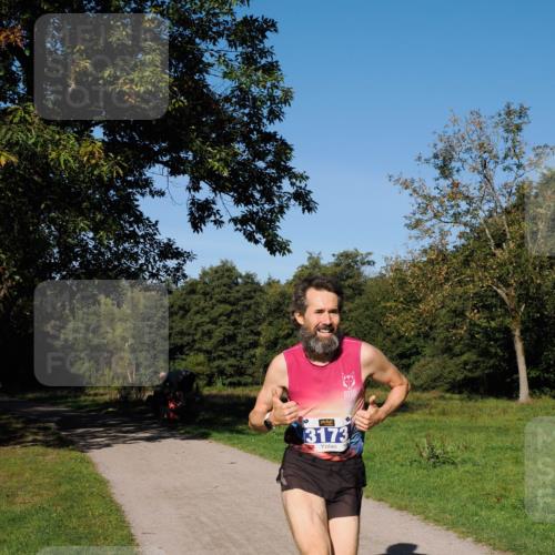 28.09.2025 - 33. Volkslauf durch das schöne Alstertal Fabian Wolf http://msf.ph/oto/8979617 28.09.2025 10:33:04 Laufen 3173 meine-sportfotos.de