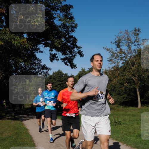 28.09.2025 - 33. Volkslauf durch das schöne Alstertal Fabian Wolf http://msf.ph/oto/8979657 28.09.2025 10:33:31 Laufen 3018, 139, 3365 meine-sportfotos.de