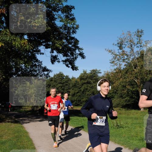 28.09.2025 - 33. Volkslauf durch das schöne Alstertal Fabian Wolf http://msf.ph/oto/8979737 28.09.2025 10:33:55 Laufen 3005, 3923 meine-sportfotos.de