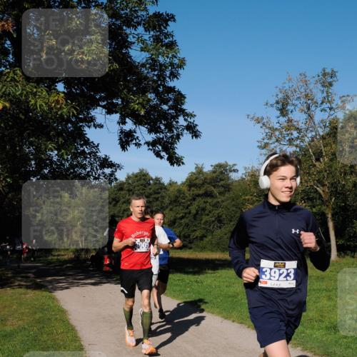 28.09.2025 - 33. Volkslauf durch das schöne Alstertal Fabian Wolf http://msf.ph/oto/8979739 28.09.2025 10:33:56 Laufen 3923 meine-sportfotos.de