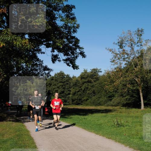 28.09.2025 - 33. Volkslauf durch das schöne Alstertal Fabian Wolf http://msf.ph/oto/8979757 28.09.2025 10:34:04 Laufen 3400, 3934 meine-sportfotos.de