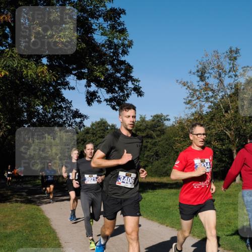 28.09.2025 - 33. Volkslauf durch das schöne Alstertal Fabian Wolf http://msf.ph/oto/8979771 28.09.2025 10:34:06 Laufen 3417, 3921, 3406, 2034 meine-sportfotos.de