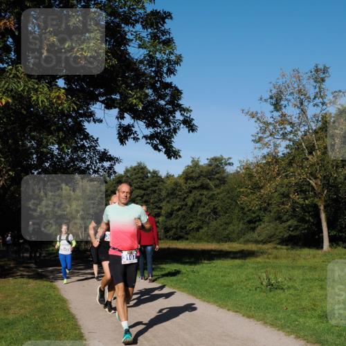 28.09.2025 - 33. Volkslauf durch das schöne Alstertal Fabian Wolf http://msf.ph/oto/8979795 28.09.2025 10:34:14 Laufen 3314, 3107 meine-sportfotos.de
