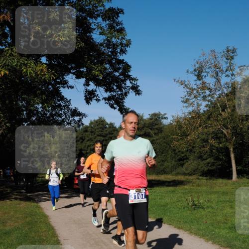 28.09.2025 - 33. Volkslauf durch das schöne Alstertal Fabian Wolf http://msf.ph/oto/8979802 28.09.2025 10:34:14 Laufen 3107 meine-sportfotos.de