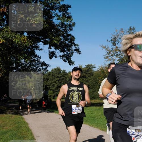 28.09.2025 - 33. Volkslauf durch das schöne Alstertal Fabian Wolf http://msf.ph/oto/8979844 28.09.2025 10:34:23 Laufen 3225, 222 meine-sportfotos.de