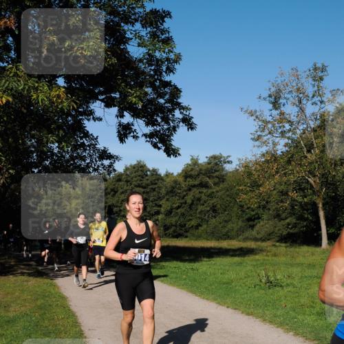 28.09.2025 - 33. Volkslauf durch das schöne Alstertal Fabian Wolf http://msf.ph/oto/8979879 28.09.2025 10:34:33 Laufen 014 meine-sportfotos.de
