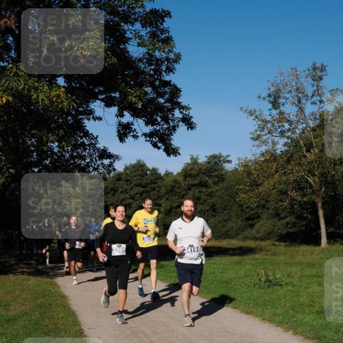 28.09.2025 - 33. Volkslauf durch das schöne Alstertal Fabian Wolf http://msf.ph/oto/8979886 28.09.2025 10:34:35 Laufen 3369, 3938, 3419 meine-sportfotos.de