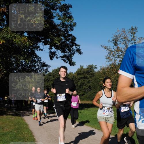 28.09.2025 - 33. Volkslauf durch das schöne Alstertal Fabian Wolf http://msf.ph/oto/8979932 28.09.2025 10:34:40 Laufen 3213, 907, 3309, 3382, 3916 meine-sportfotos.de