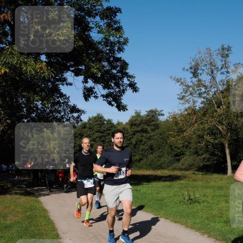 28.09.2025 - 33. Volkslauf durch das schöne Alstertal Fabian Wolf http://msf.ph/oto/8979938 28.09.2025 10:34:42 Laufen 3078 meine-sportfotos.de