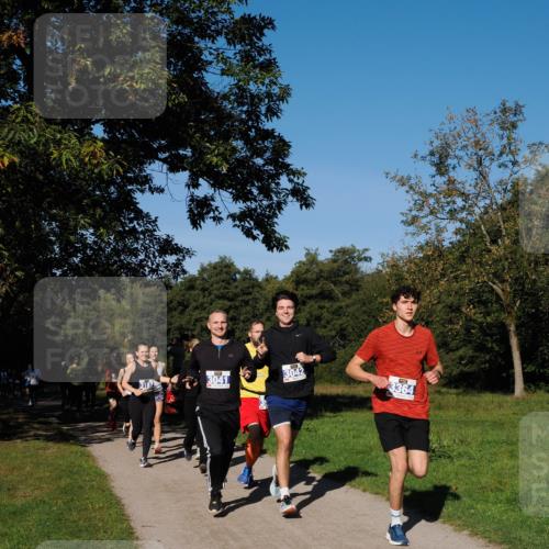 28.09.2025 - 33. Volkslauf durch das schöne Alstertal Fabian Wolf http://msf.ph/oto/8979959 28.09.2025 10:34:45 Laufen 3041, 3042, 3364 meine-sportfotos.de