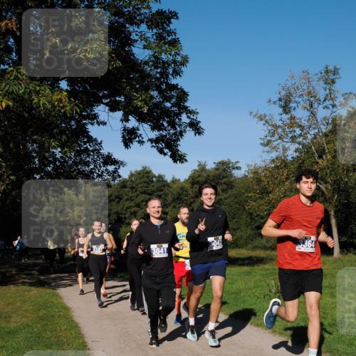 28.09.2025 - 33. Volkslauf durch das schöne Alstertal Fabian Wolf http://msf.ph/oto/8979962 28.09.2025 10:34:45 Laufen 3187, 3041, 3364 meine-sportfotos.de