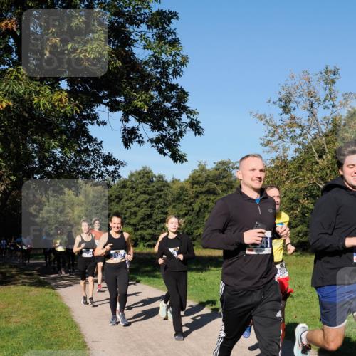 28.09.2025 - 33. Volkslauf durch das schöne Alstertal Fabian Wolf http://msf.ph/oto/8979968 28.09.2025 10:34:46 Laufen 3254 meine-sportfotos.de