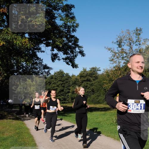28.09.2025 - 33. Volkslauf durch das schöne Alstertal Fabian Wolf http://msf.ph/oto/8979971 28.09.2025 10:34:47 Laufen 3254, 3187, 3041 meine-sportfotos.de