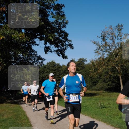 28.09.2025 - 33. Volkslauf durch das schöne Alstertal Fabian Wolf http://msf.ph/oto/8980025 28.09.2025 10:34:53 Laufen 3931, 3372, 0 meine-sportfotos.de