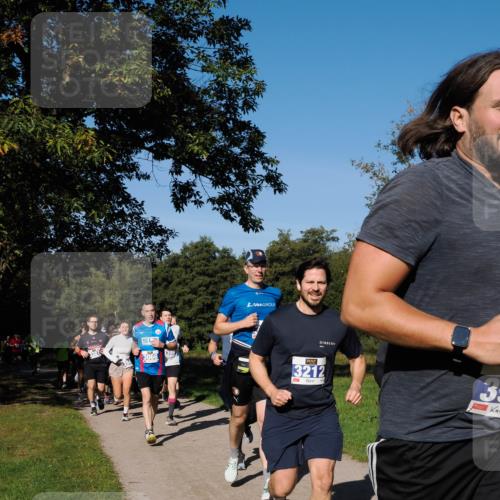 28.09.2025 - 33. Volkslauf durch das schöne Alstertal Fabian Wolf http://msf.ph/oto/8980092 28.09.2025 10:35:06 Laufen 3066, 3212 meine-sportfotos.de