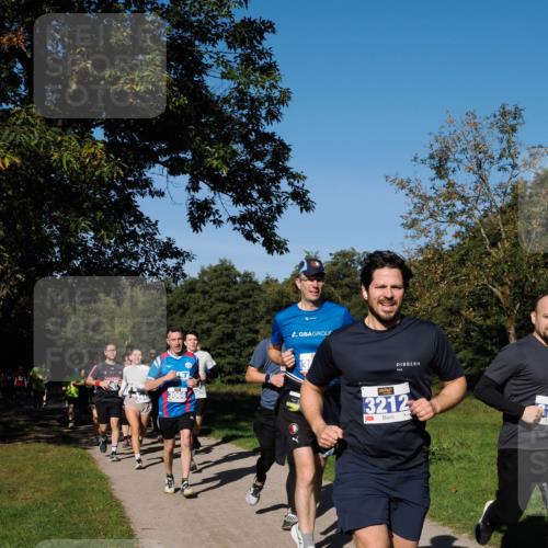 28.09.2025 - 33. Volkslauf durch das schöne Alstertal Fabian Wolf http://msf.ph/oto/8980095 28.09.2025 10:35:07 Laufen 3066, 3212, 11 meine-sportfotos.de