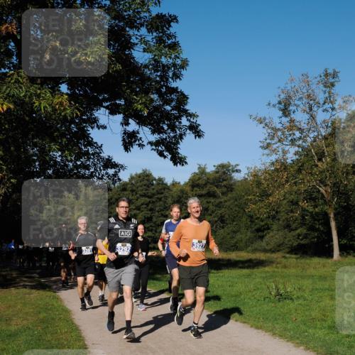28.09.2025 - 33. Volkslauf durch das schöne Alstertal Fabian Wolf http://msf.ph/oto/8980172 28.09.2025 10:35:21 Laufen 3391, 3292, 3927 meine-sportfotos.de