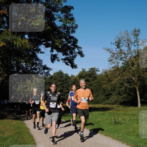 28.09.2025 - 33. Volkslauf durch das schöne Alstertal Fabian Wolf http://msf.ph/oto/8980173 28.09.2025 10:35:21 Laufen 3391, 3292, 3927 meine-sportfotos.de