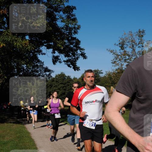 28.09.2025 - 33. Volkslauf durch das schöne Alstertal Fabian Wolf http://msf.ph/oto/8980243 28.09.2025 10:35:31 Laufen 3048, 3201 meine-sportfotos.de