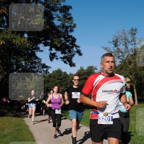 28.09.2025 - 33. Volkslauf durch das schöne Alstertal Fabian Wolf http://msf.ph/oto/8980246 28.09.2025 10:35:32 Laufen 3321, 3048, 3029, 3201, 132 meine-sportfotos.de