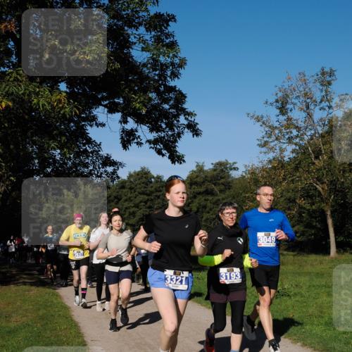 28.09.2025 - 33. Volkslauf durch das schöne Alstertal Fabian Wolf http://msf.ph/oto/8980271 28.09.2025 10:35:34 Laufen 3937, 3321, 3193, 3049 meine-sportfotos.de